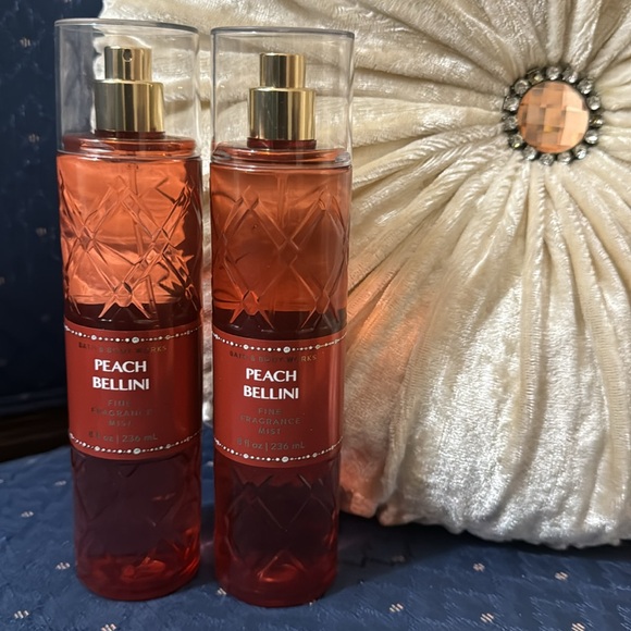 BATH & BODY WORKS SET. . . PEACH BELLINI SCENT - Picture 2 of 6